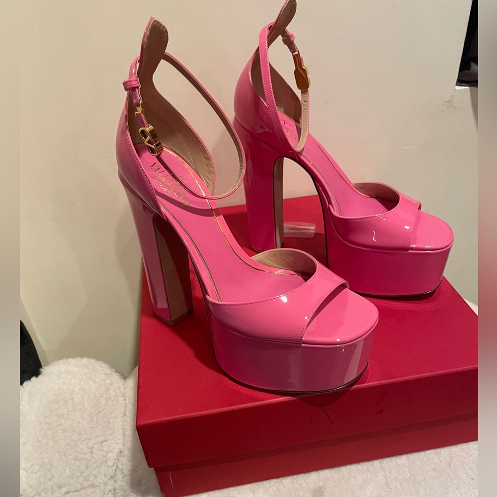 Valentino Open Toe Pink Platform Pumps Size 39